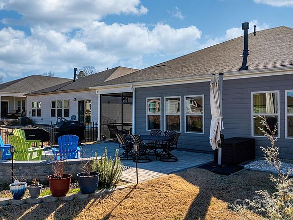 5th image of 5099 Turtle Creek Dr