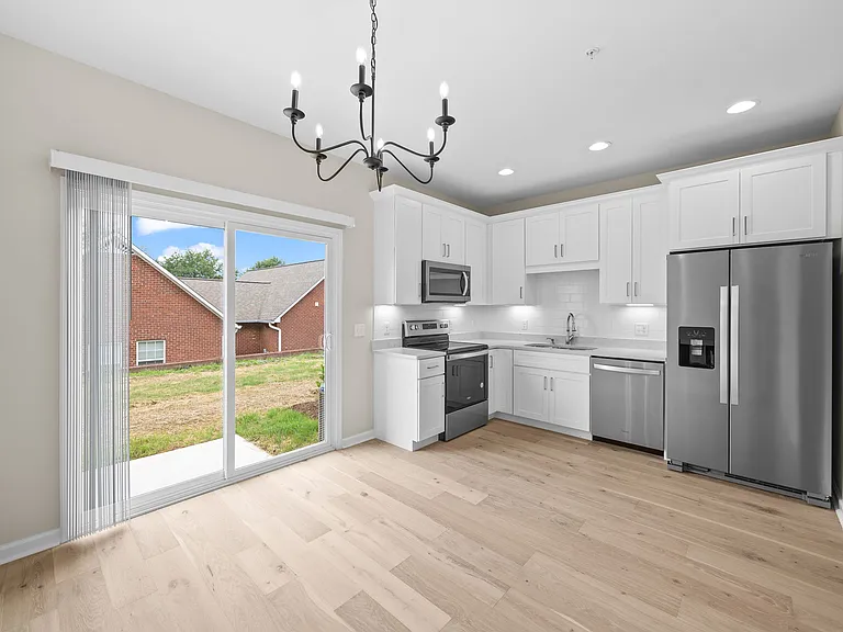 962 Horizon Ct — Photo 7