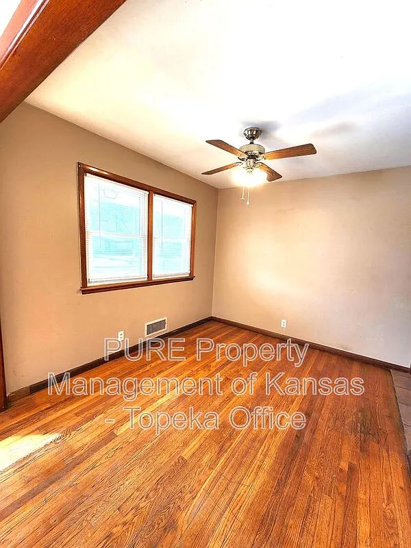 4 bed, 1.0 bath, 1188 sqft, $1,295 — Photo 3
