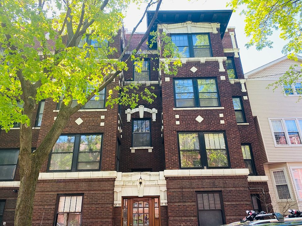 1st image of 1363 E 52nd St #3