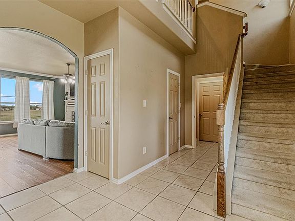 5th image of 1436 Meadowbrook Ln