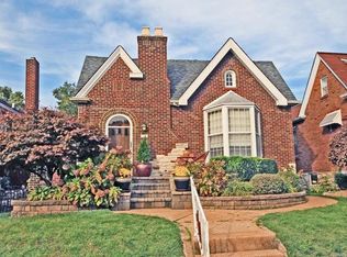 5619 Gresham St, Saint Louis, MO 63109