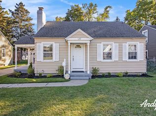 124 Buckingham St SW, Wyoming, MI 49548