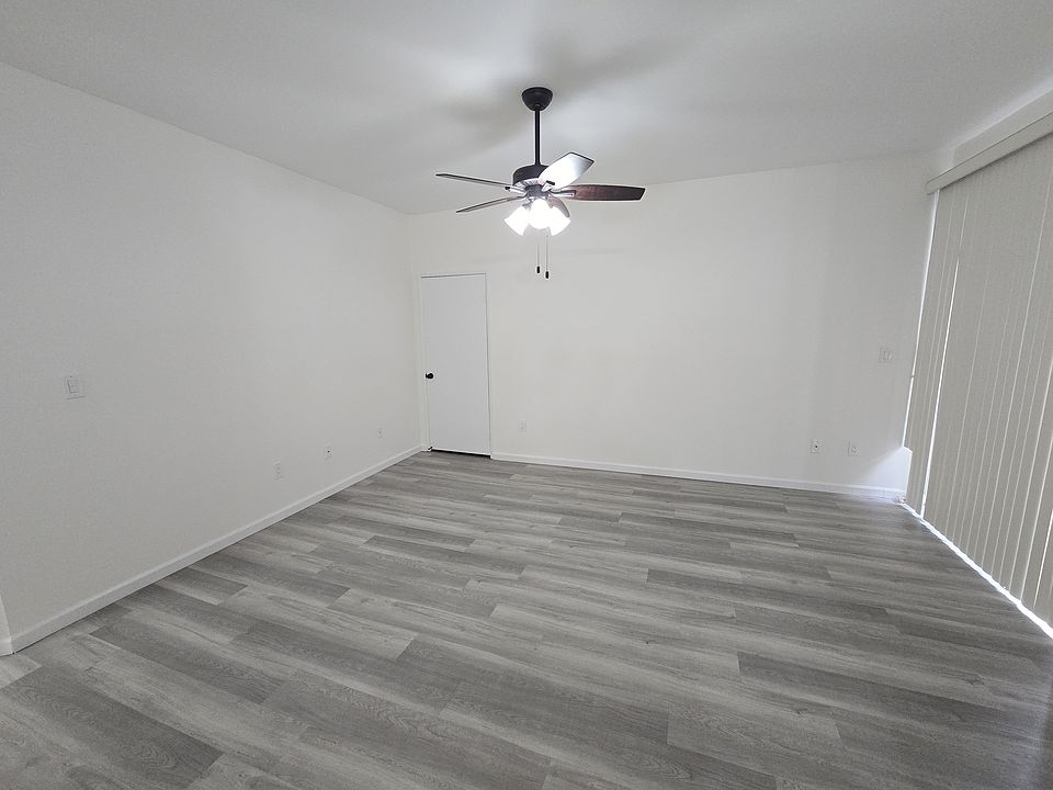 1st image of 475 E Orange Grove Ave