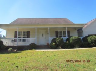 376 Lochshire Ln, Woodleaf, NC 27054