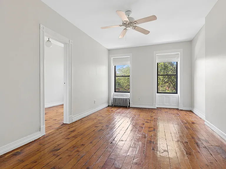 486 Willoughby Ave #4 — Photo 6