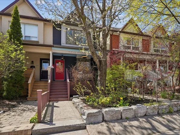 66 Empire Ave, Toronto, ON M4M 2L4