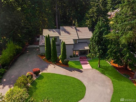 3rd image of 16307 NE 180th St