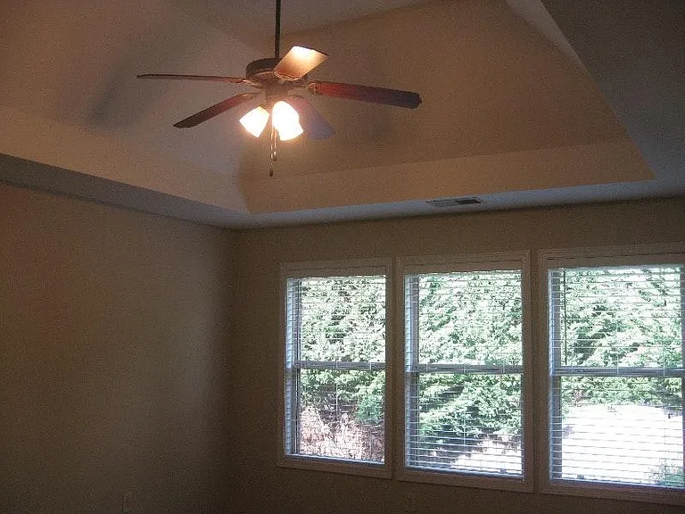 416 Belmont Way — Photo 9