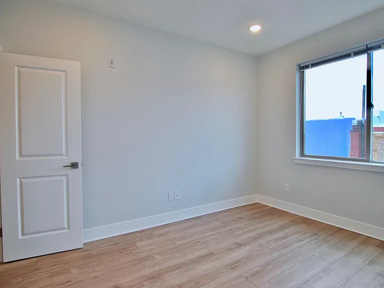 2130 N 2nd St #2 — Photo 10