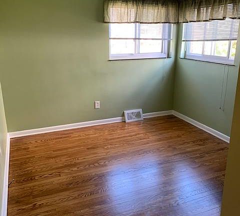 Bedroom #1