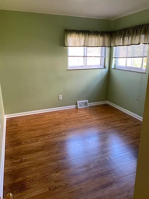 Bedroom #1