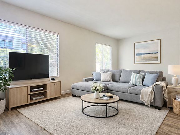 3rd image of 415 N Oakhurst Dr APT 107