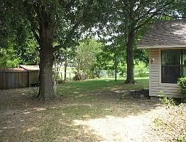 5th image of 101 Briarwood Dr