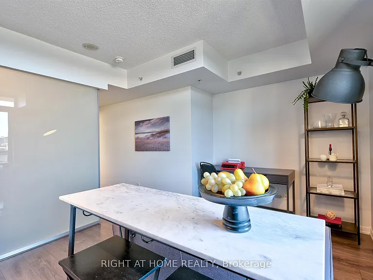 68 Abell St W #336 — Photo 10