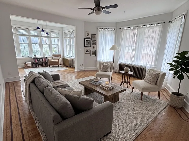 315 S 46th St #6 — Photo 2