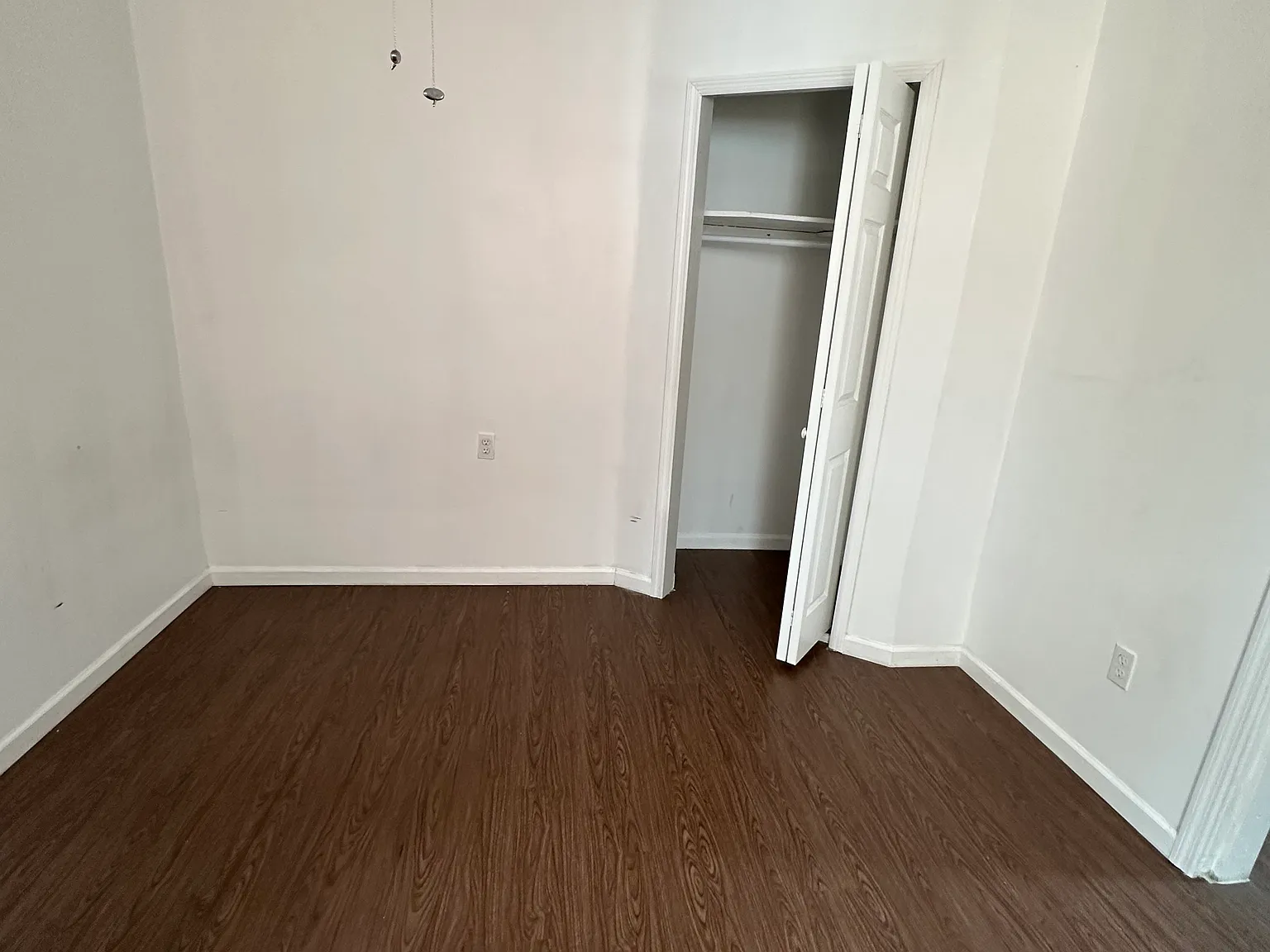 2 bed, 900 sqft, $2,100 — Photo 3