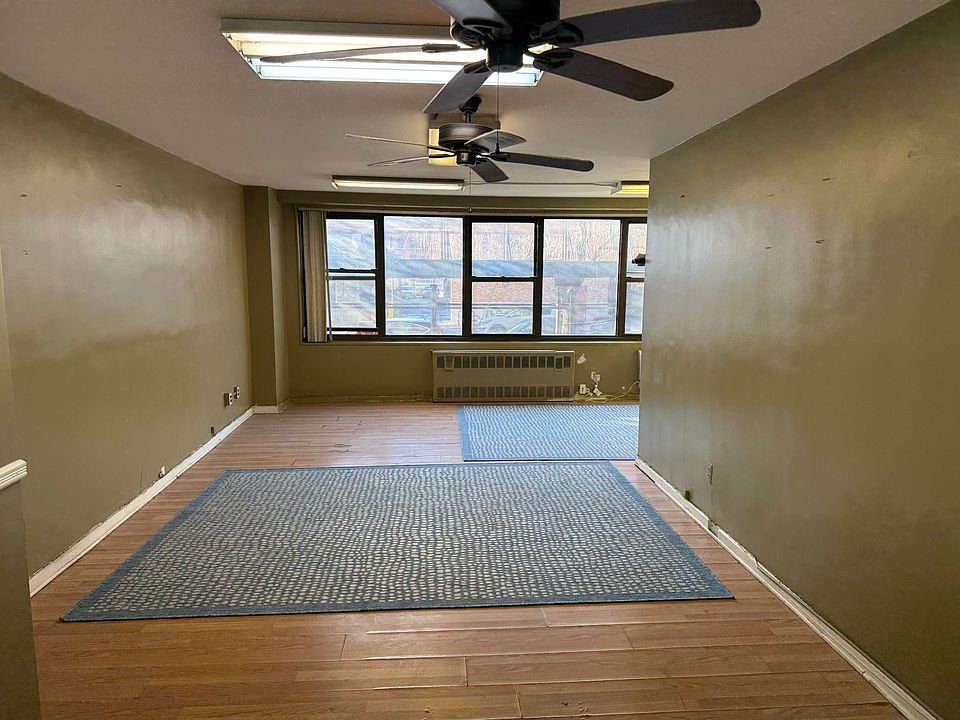 1st image of 10 Huron Ave APT 1L