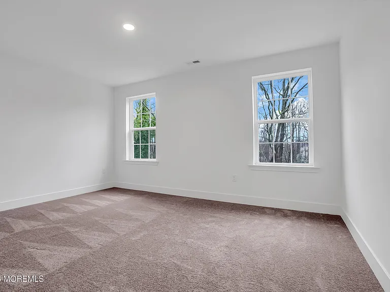 163 Woolley Ct — Photo 17