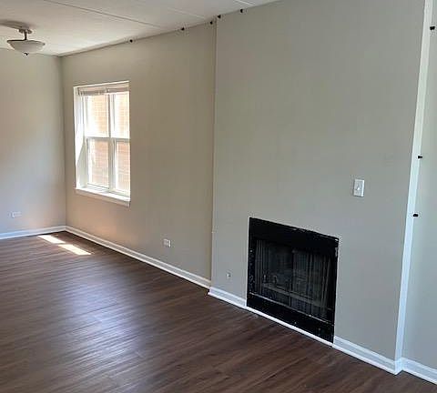 3rd image of 1439 N Maplewood Ave APT 2