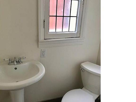 5th image of 18609 Woodingham Dr