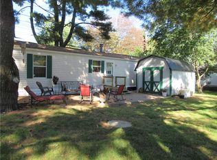69 Reservoir Rd, Coventry, RI 02816