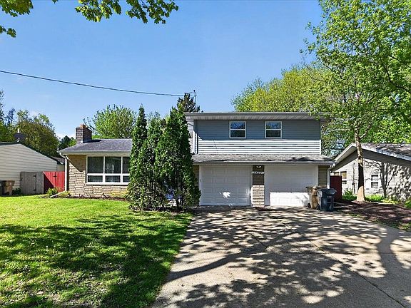 2nd image of 3422 Marcy Road
