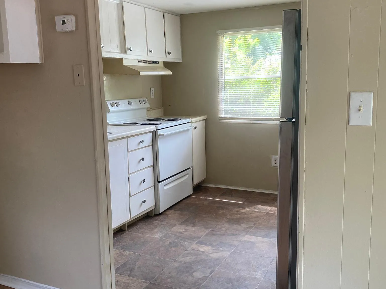 2 bed, 640 sqft, $950 — Photo 4