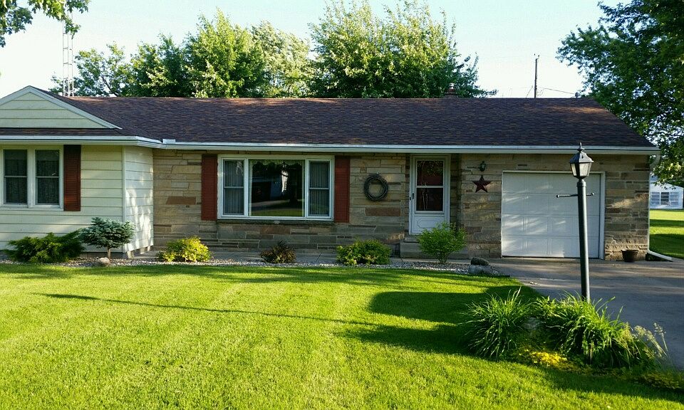1st image of 1734 Elmwood Dr