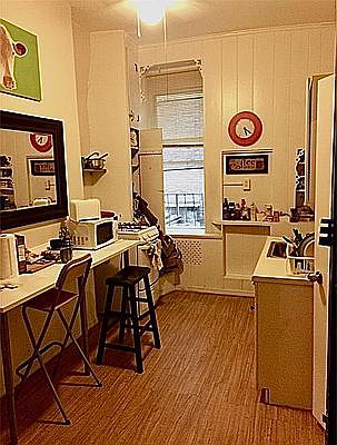 4th image of 916 3rd Ave APT 2D