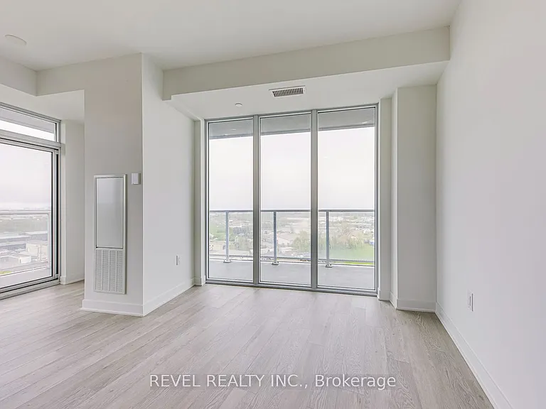 2782 Barton St E #1107 — Photo 14