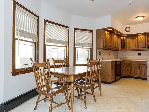 4th image of 70 Brower Ave