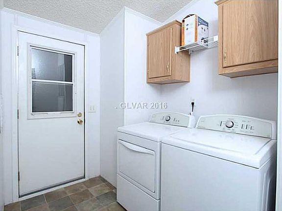 4th image of 5670 Genoa Ave