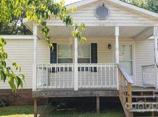 108 Sycamore Dr, Hickory, NC 28601