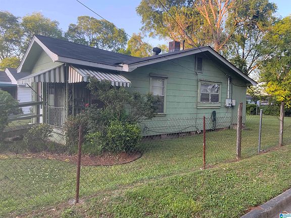 2nd image of 4501 37th St N
