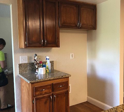 4th image of 240 Sunhaven Dr