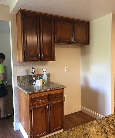 240 Sunhaven Dr — Photo 4