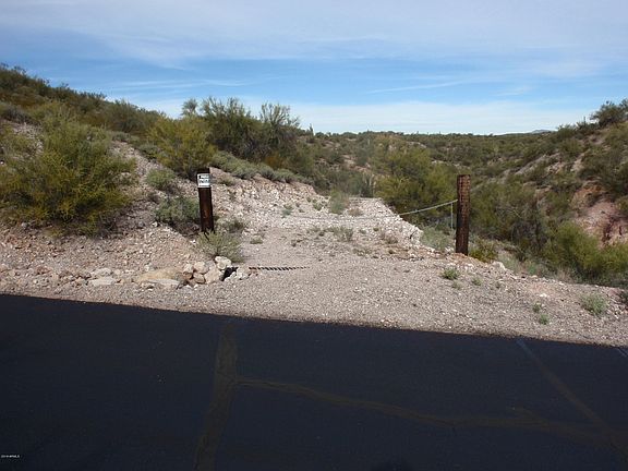 2nd image of 52033 N 295th Ave