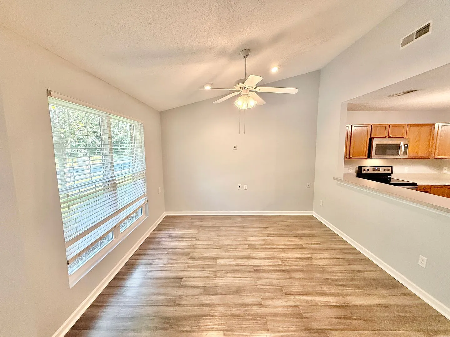 228 Dalton Place Way; Knoxville TN 37912 — Photo 4