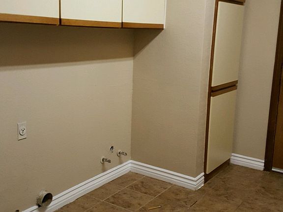 3rd image of 5404 Singing Hills Dr