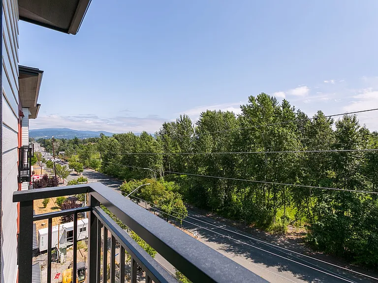 The Vantage - Bellingham's Premier Apartment Building — Photo 40