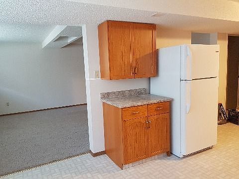2nd image of Basement 76 Ave #9825