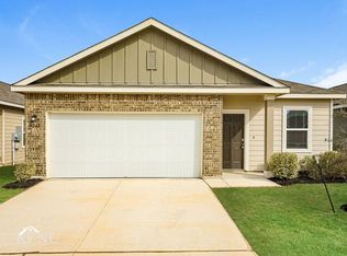 5242 Dawn Break St, Saint Hedwig, TX 78152