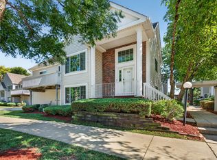 320 Fieldstone Ct #320, Bolingbrook, IL 60440