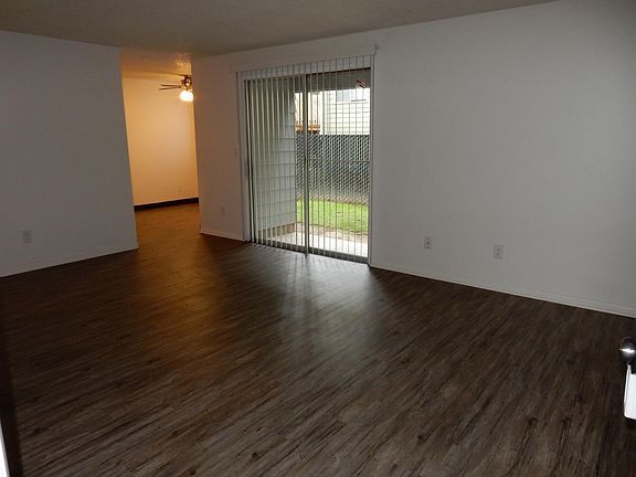 Beautifully new inspired wood grain Vinyl Plank