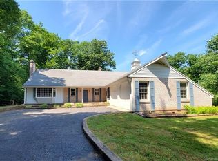 1123 Arbutus St, Middletown, CT 06457