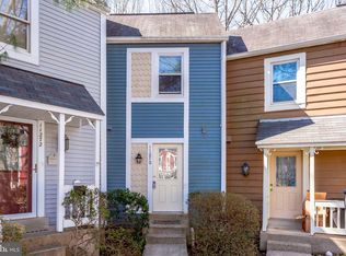 11270 Silentwood Ln, Reston, VA 20191