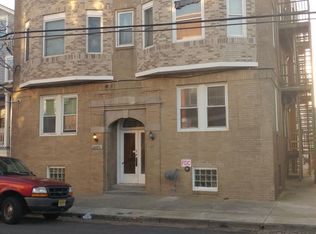 10 S Oakland Ave #C4, Ventnor City, NJ 08406
