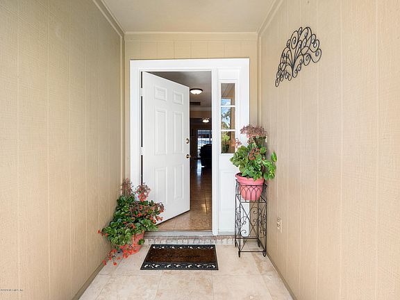 4th image of 4561 Antler Hill Dr W