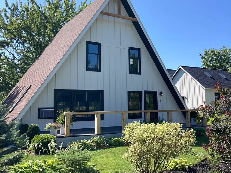540 East Dr — Photo 2